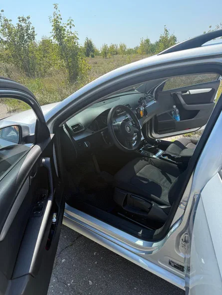 Volkswagen Passat 2011 - 7
