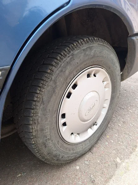 Ford Sierra 1987 - 13
