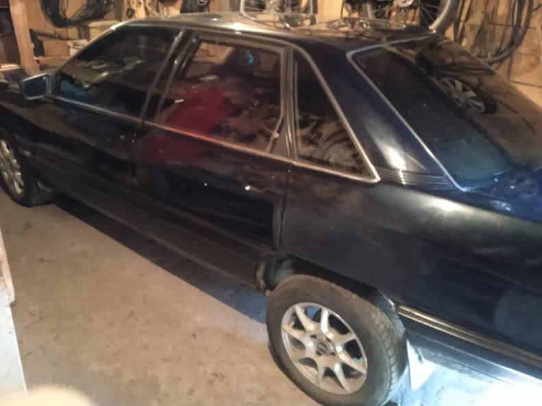 Audi 100 1989 - 10