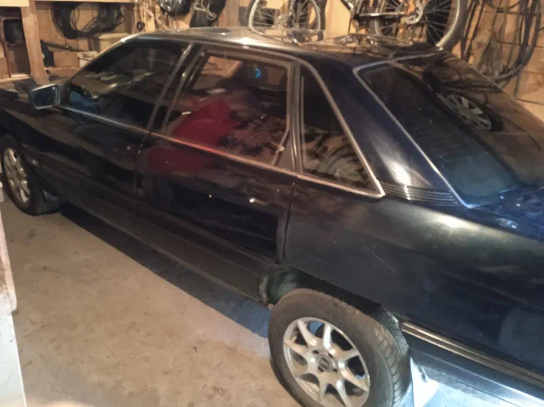 Audi 100 1989 - 9