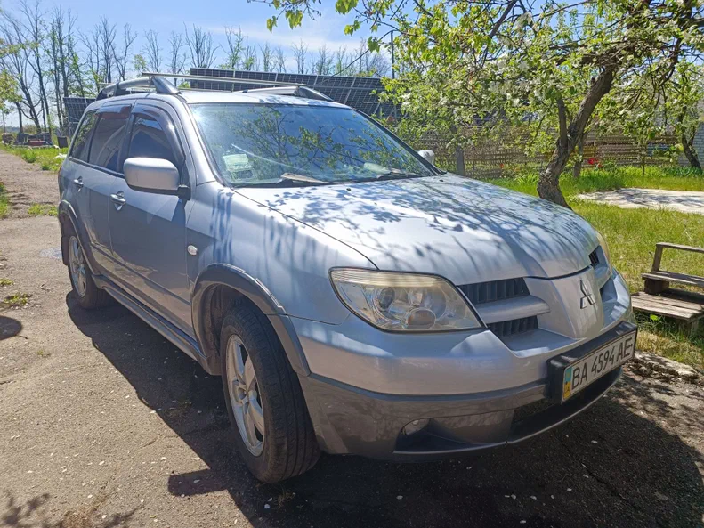 Mitsubishi Outlander 2006 - 1