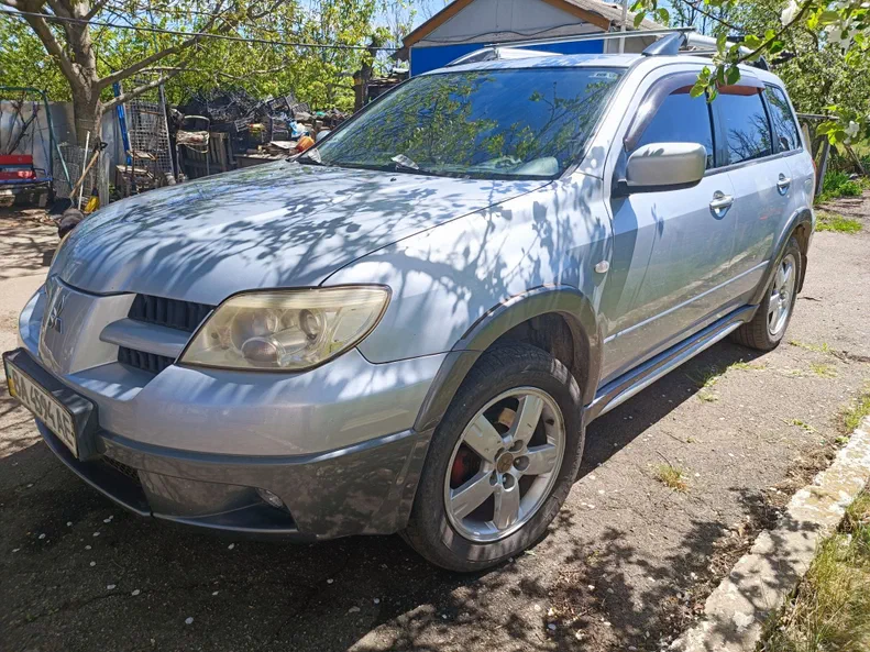 Mitsubishi Outlander 2006 - 3