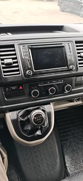 Volkswagen Caravelle 2018 - 7