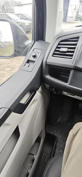 Volkswagen Caravelle 2018 - 8