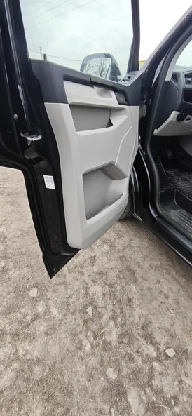 Volkswagen Caravelle 2018 - 3