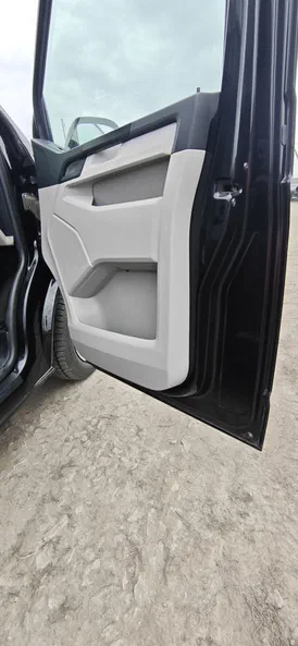Volkswagen Caravelle 2018 - 17