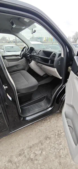 Volkswagen Caravelle 2018 - 28