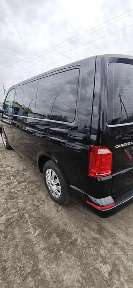 Volkswagen Caravelle 2018 - 11