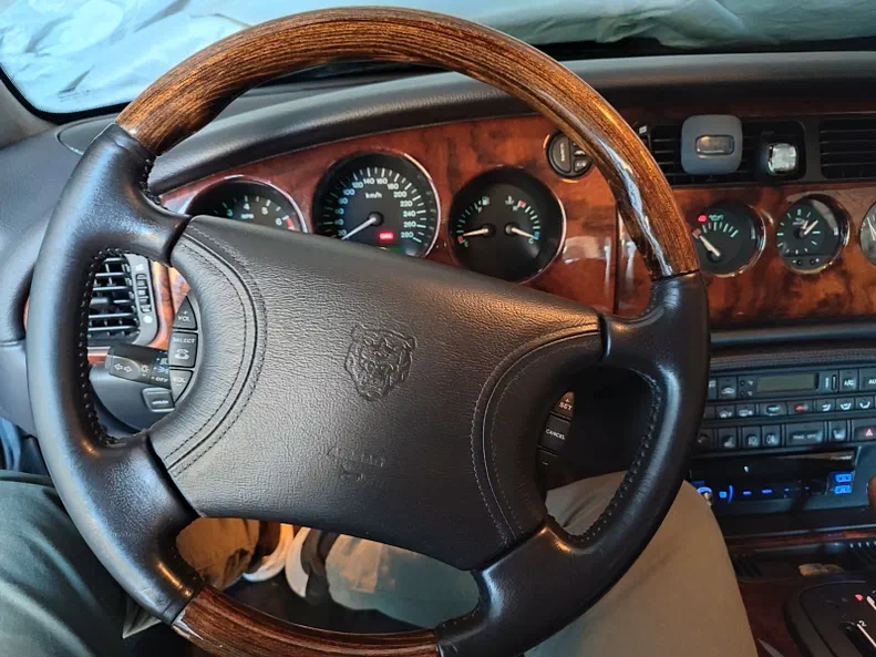 Jaguar XKR 1999 - 3