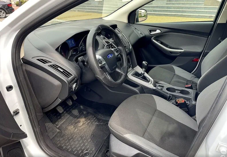 Ford Focus 2013 - 6