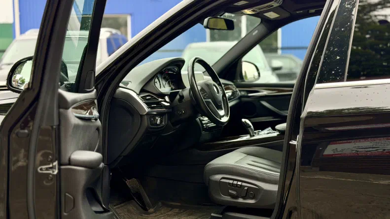 BMW X5 2017 - 23