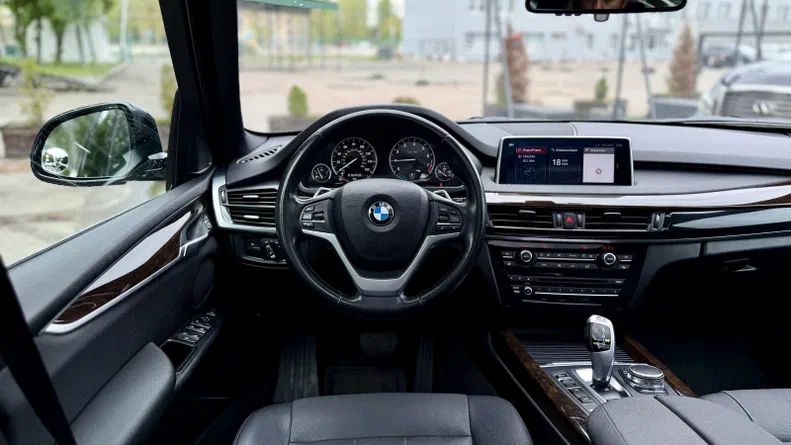 BMW X5 2017 - 14