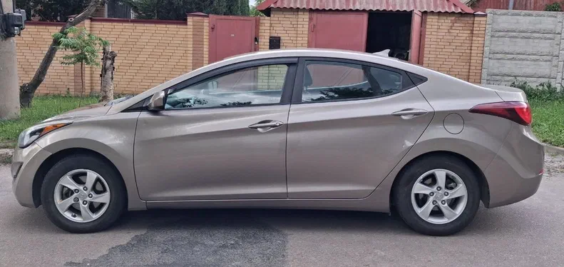 Hyundai Elantra 2014 - 2