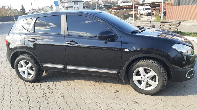 Nissan Qashqai 2011 - 6