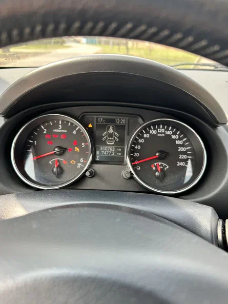 Nissan Qashqai 2012 - 11