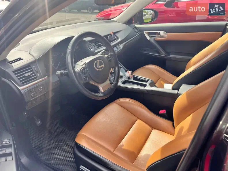 Lexus CT 2014 - 5
