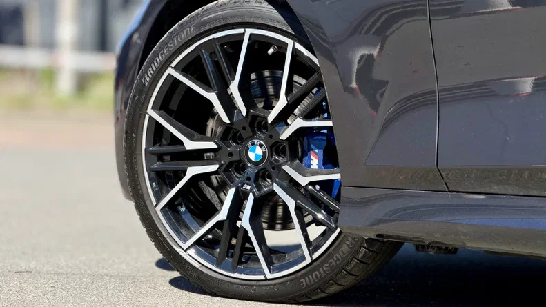 BMW M3 2021 - 23