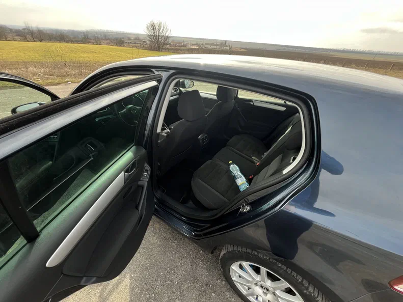 Volkswagen Golf 2009 - 21
