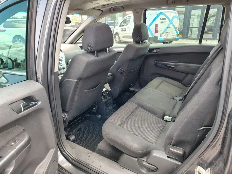Opel Zafira 2011 - 7