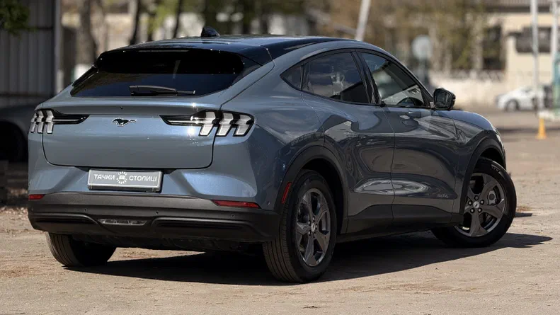 Ford Mustang Mach-E 2023 - 8