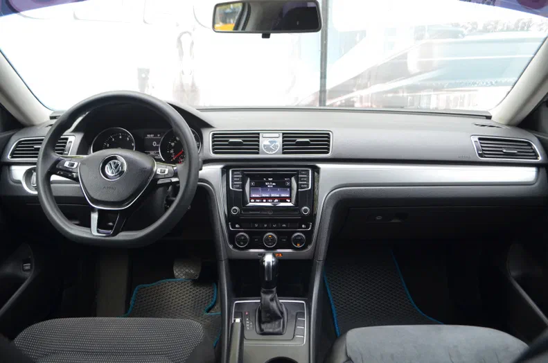 Volkswagen Passat 2016 - 16