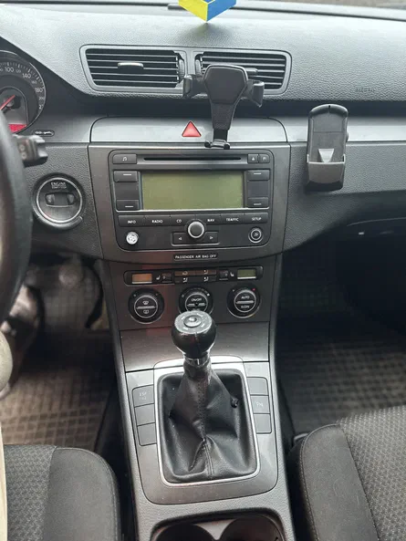 Volkswagen Passat 2005 - 8