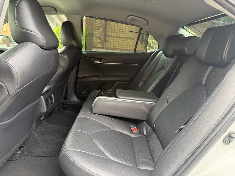 Toyota Camry 2021 - 15