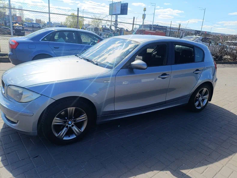 BMW 1 серія 2007 - 1