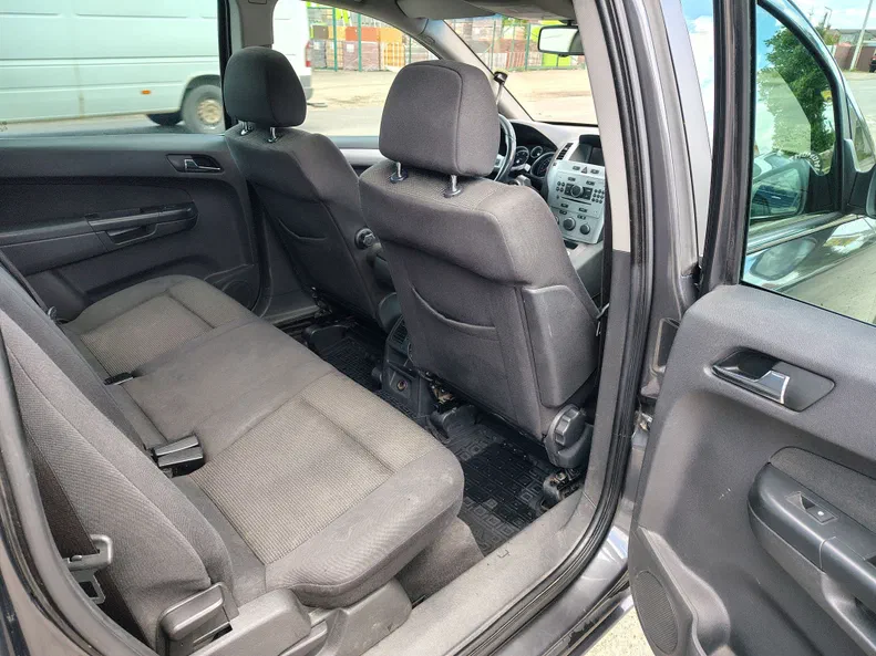 Opel Zafira 2011