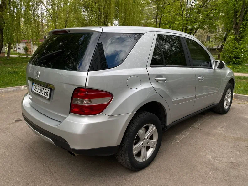 Mercedes-Benz M-Клас 2005 - 9
