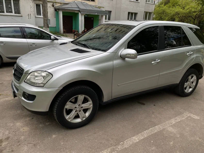 Mercedes-Benz M-Клас 2005 - 7