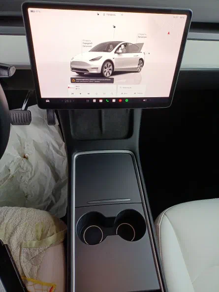 Tesla Model Y 2022 - 8