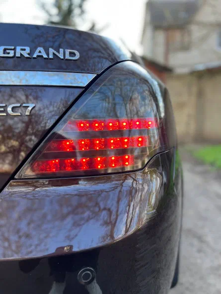 Geely Emgrand EC7 2013