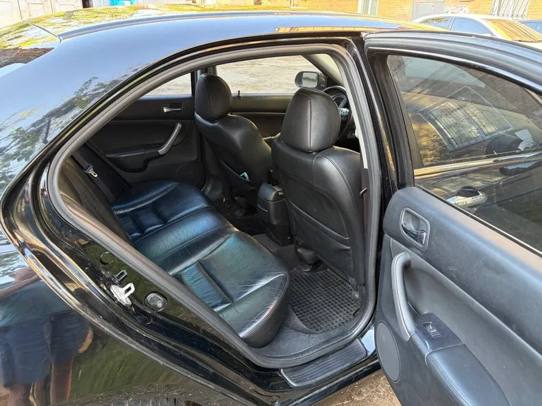 Honda Accord 2005 - 7