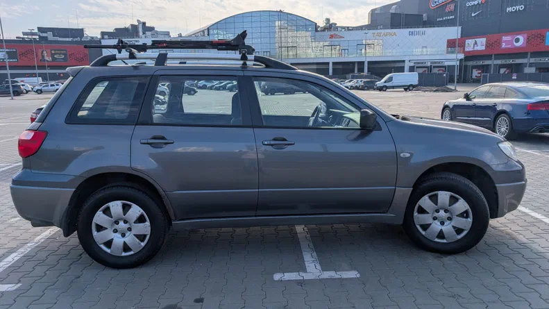 Mitsubishi Outlander 2008