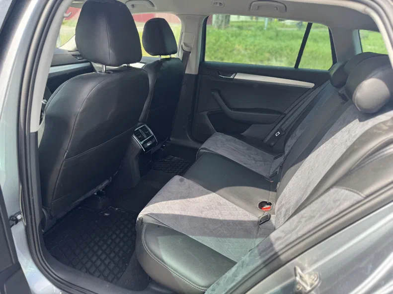 Skoda Superb 2019 - 9