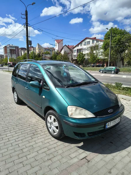 Ford Galaxy 2000