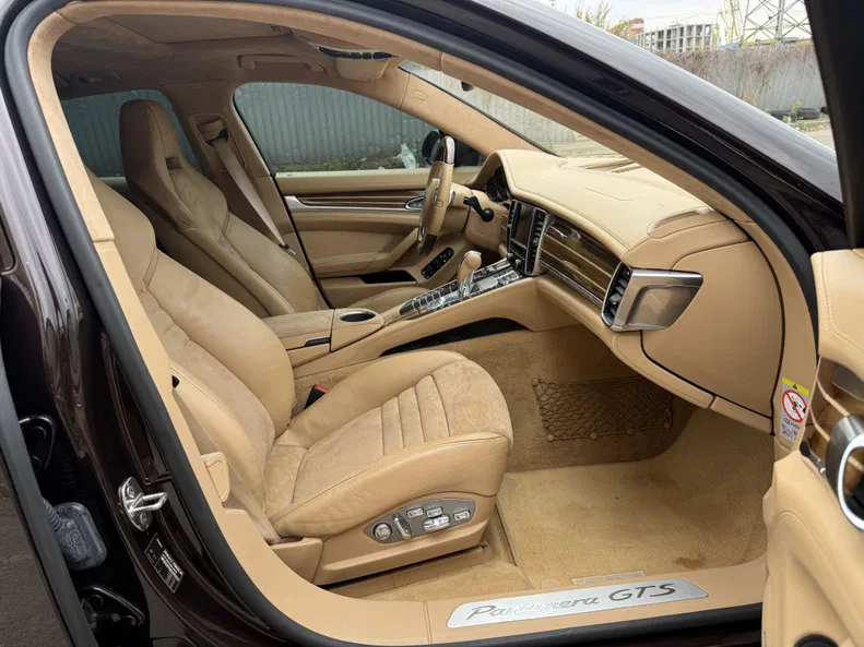 Porsche Panamera 2013 - 13