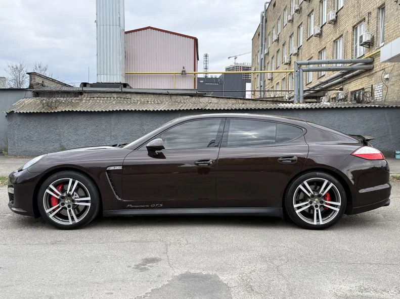 Porsche Panamera 2013 - 4