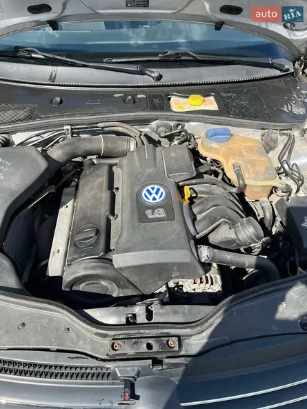 Volkswagen Passat 2001 - 13