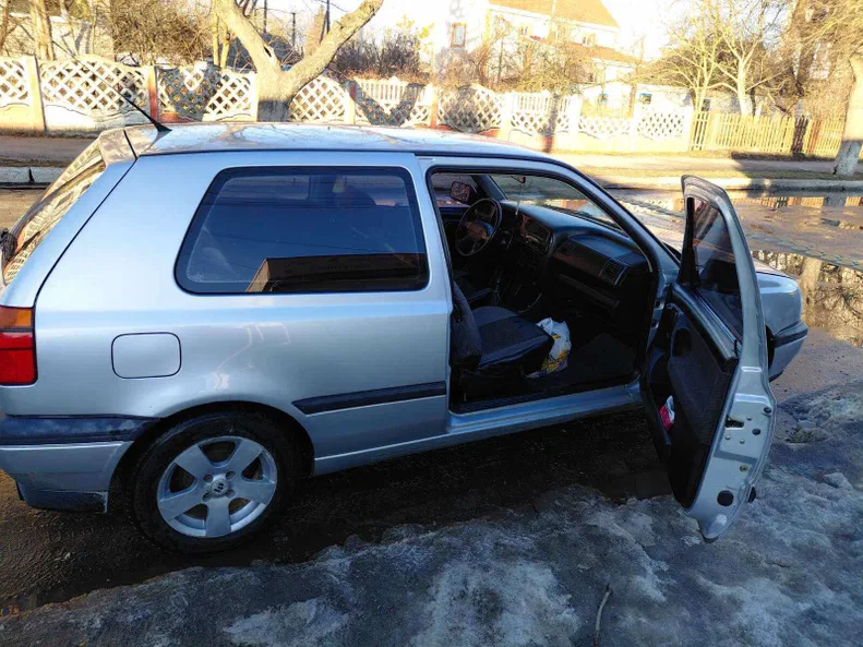 Volkswagen Golf 1995 - 4