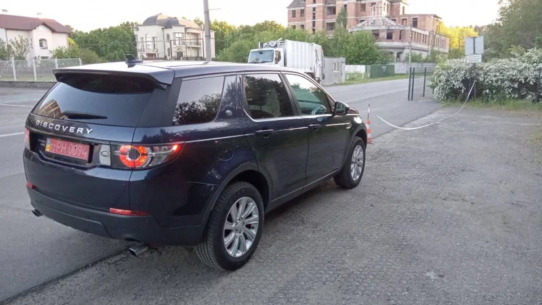 Land Rover Discovery Sport 2016 - 10