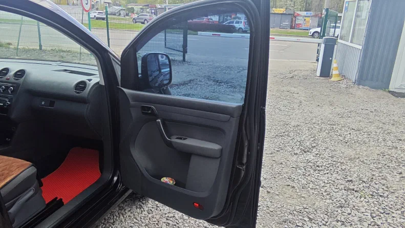 Volkswagen Caddy 2011 - 21