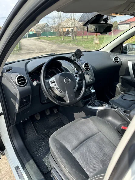Nissan Qashqai 2012 - 9