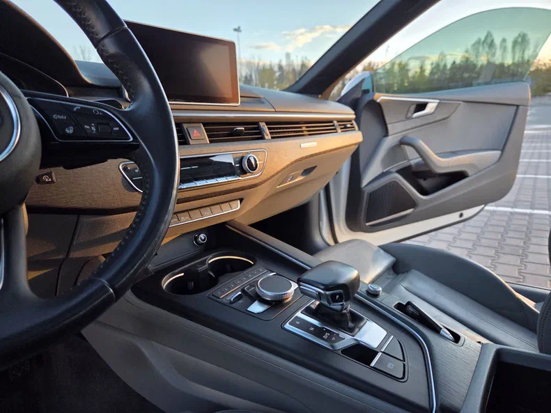 Audi A5 2018 - 6