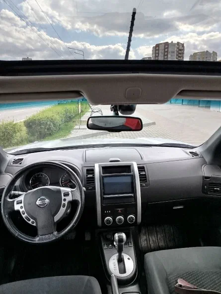 Nissan X-Trail 2012