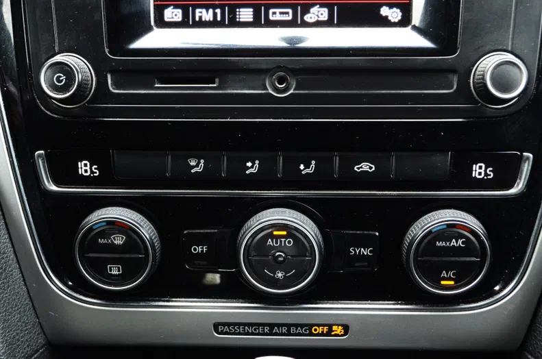 Volkswagen Passat 2016 - 20