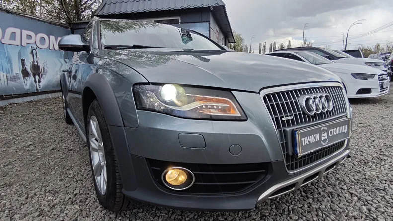 Audi A4 allroad 2011
