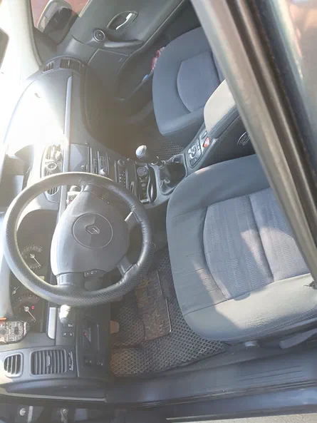 Renault Laguna 2007 - 16