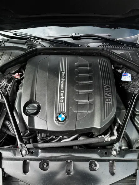 BMW 7 серія 2011 - 15